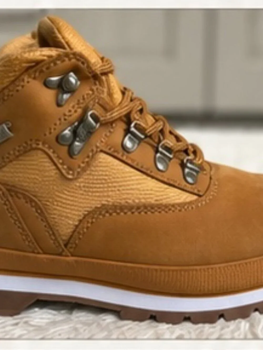 Timberland Euro Hiker Boots Youth 3Y Little Boy Wheat Nubuck NIB